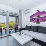 Lavanda Apartamento Podstrana