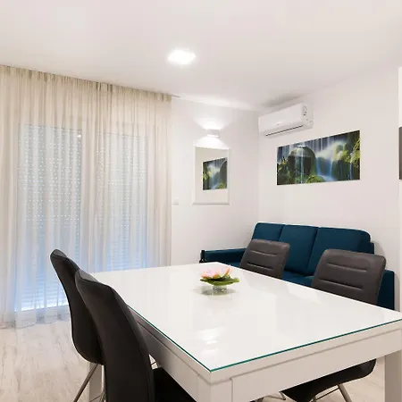 Lavanda Apartman Podstrana