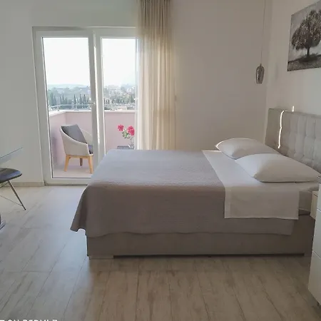 Lavanda Διαμέρισμα Ποντστράνα