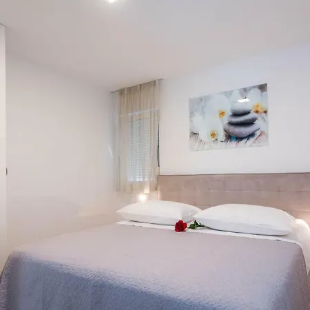 Lavanda Apartman Podstrana